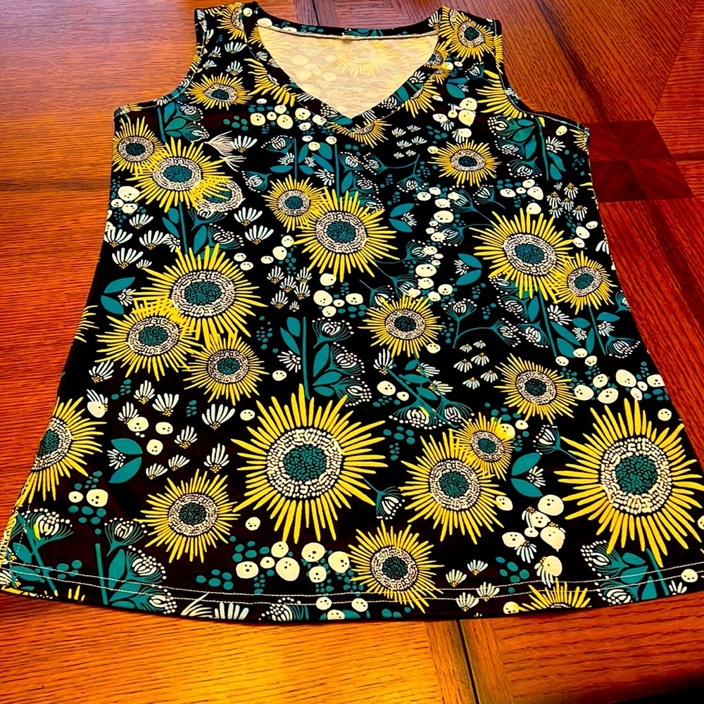 Floral tank top